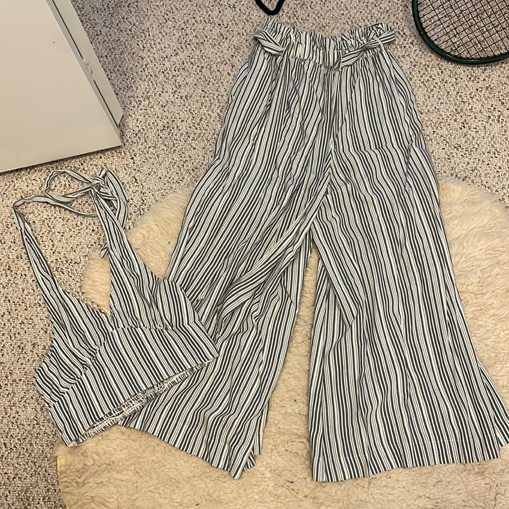 American Eagle Stripper Halter Top and Flowy Pants matching set
